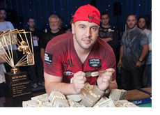 -- Michael The Grinder - Mizrachi - First Bracelet - WSOP 2010 --