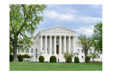 The building shot from the guarden - The Supreme Court of United States of America.